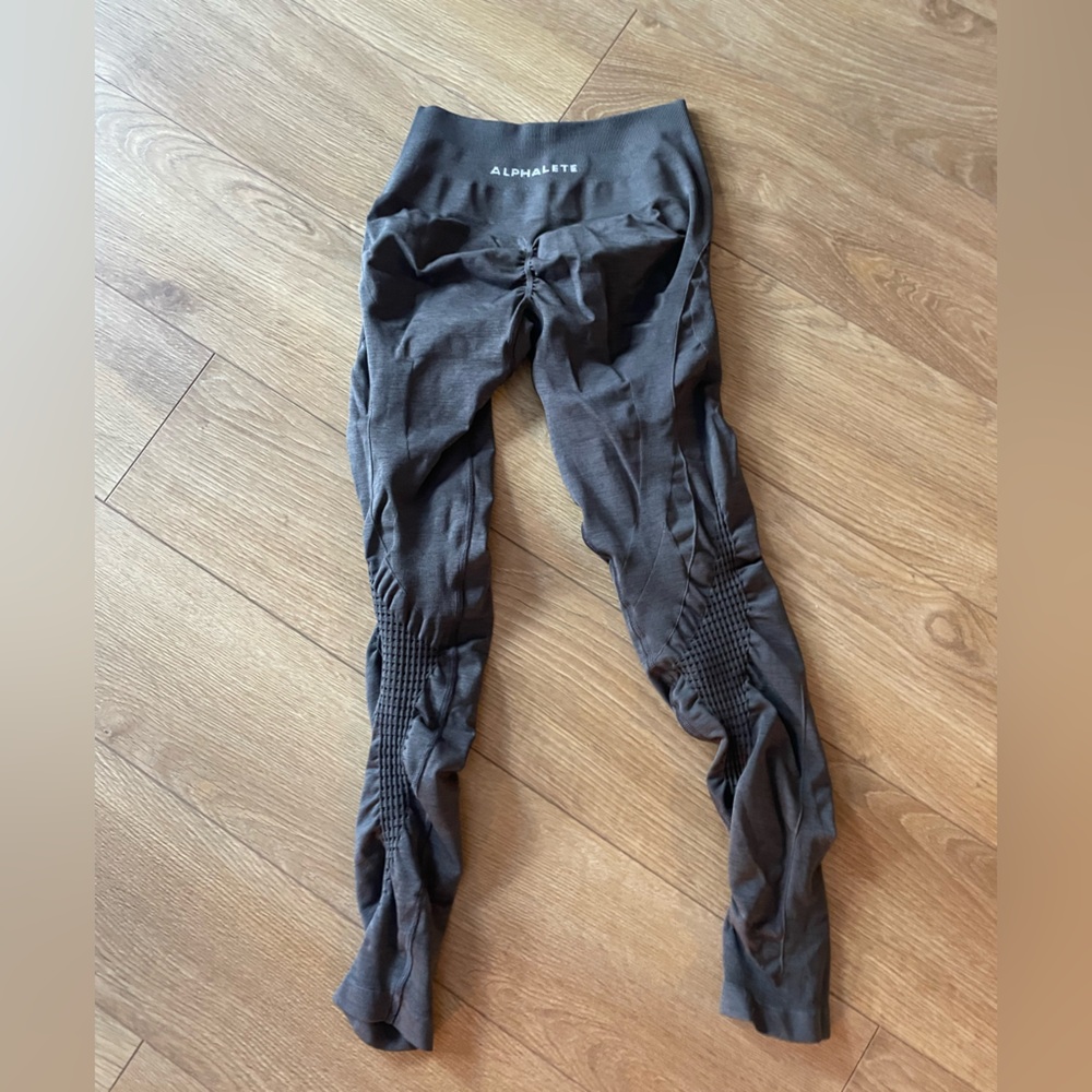 Alphalete seamless contour leggings